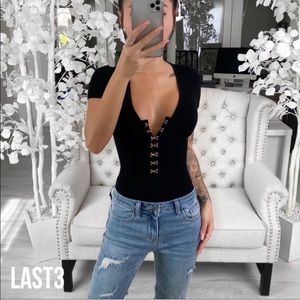 Emrata- Black bodysuit